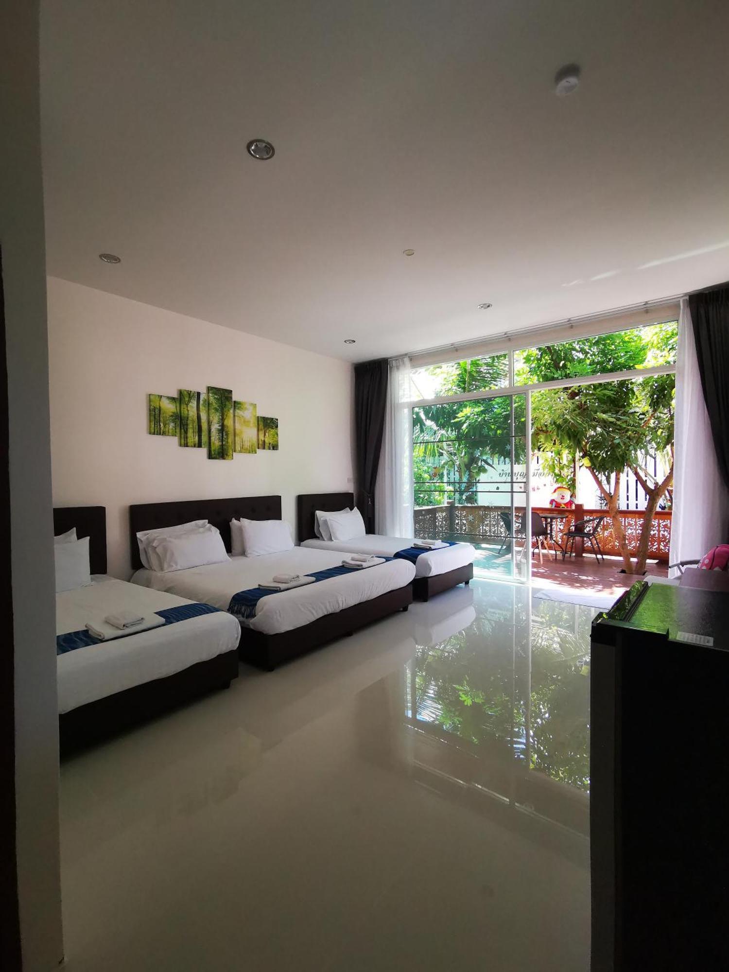 บุญเมืองน่าน Hotel Buitenkant foto